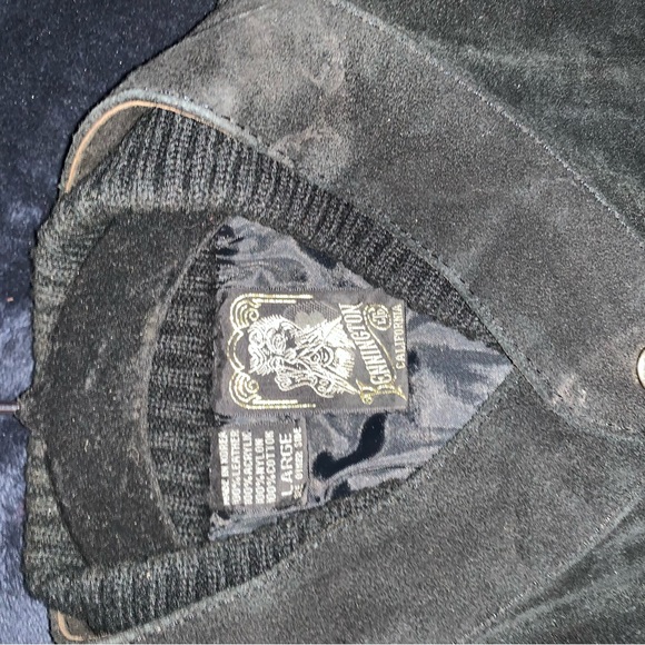 2 leather vests - Picture 3 of 4